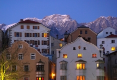 Foto: Häuserzeile (TVB Hall - Wattens)