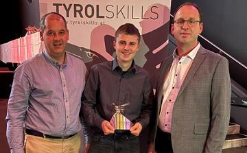 Goldenes Leistungsabzeichen für Hall AG Lehrling Mario Uran bei den Tyrol Skills
